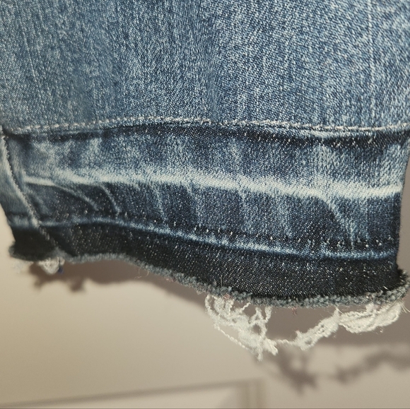 Nanette Lepore Embroidered Blue Jeans Size 8 High Rise Gramercy Skinny Distress - Picture 3 of 15